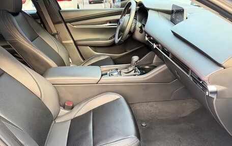 Mazda 3, 2022 год, 1 999 000 рублей, 7 фотография