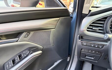 Mazda 3, 2022 год, 1 999 000 рублей, 17 фотография