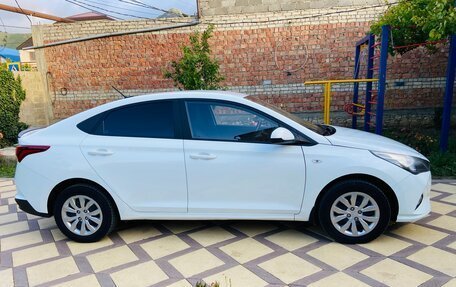 Hyundai Solaris II рестайлинг, 2020 год, 1 150 000 рублей, 3 фотография