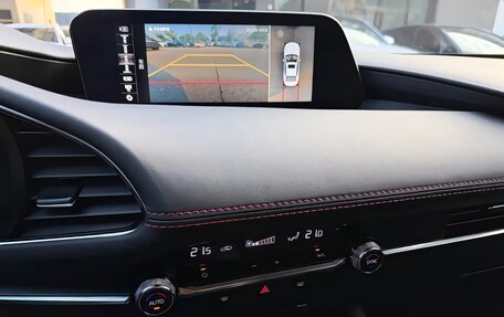 Mazda 3, 2022 год, 1 999 000 рублей, 24 фотография