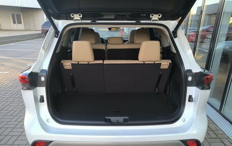 Toyota Highlander, 2025 год, 6 250 000 рублей, 31 фотография