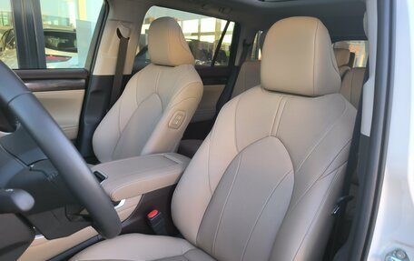 Toyota Highlander, 2025 год, 6 250 000 рублей, 26 фотография