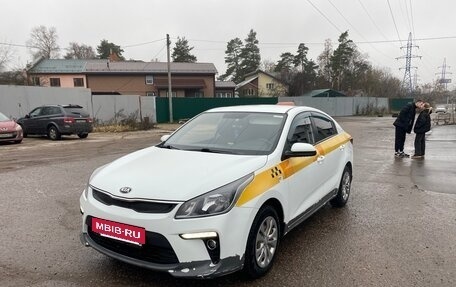 KIA Rio IV, 2018 год, 770 000 рублей, 3 фотография