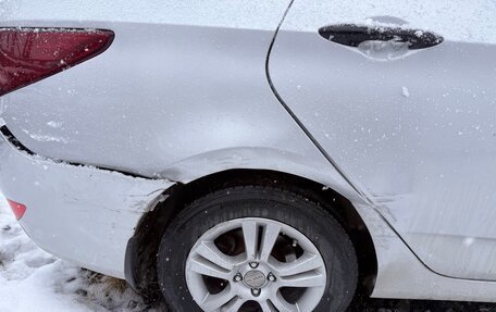 Hyundai Solaris II рестайлинг, 2015 год, 850 000 рублей, 4 фотография