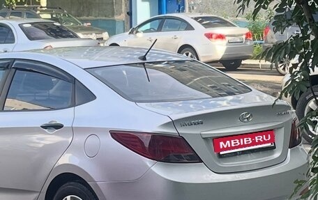 Hyundai Solaris II рестайлинг, 2015 год, 850 000 рублей, 11 фотография