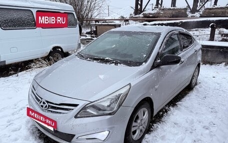 Hyundai Solaris II рестайлинг, 2015 год, 850 000 рублей, 7 фотография