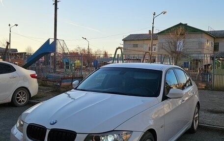 BMW 3 серия, 2011 год, 1 020 000 рублей, 2 фотография