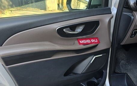 Mercedes-Benz V-Класс, 2019 год, 6 000 000 рублей, 6 фотография