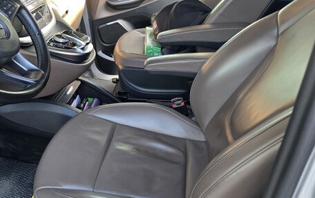 Mercedes-Benz V-Класс, 2019 год, 6 000 000 рублей, 8 фотография