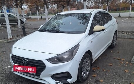 Hyundai Solaris II рестайлинг, 2018 год, 900 000 рублей, 7 фотография