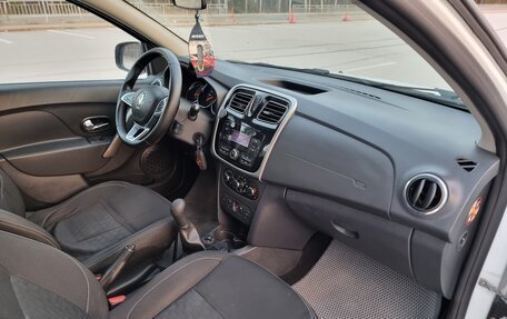 Renault Logan II, 2020 год, 685 000 рублей, 12 фотография