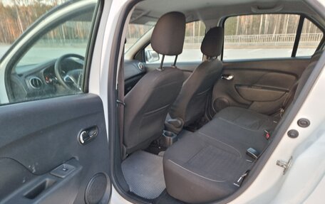 Renault Logan II, 2020 год, 685 000 рублей, 21 фотография