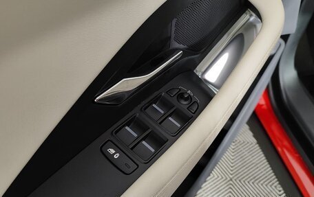 Jaguar E-Pace, 2019 год, 3 099 000 рублей, 14 фотография