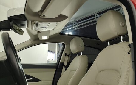 Jaguar E-Pace, 2019 год, 3 099 000 рублей, 13 фотография