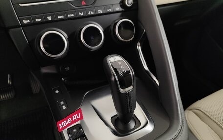 Jaguar E-Pace, 2019 год, 3 099 000 рублей, 28 фотография