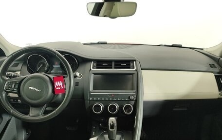 Jaguar E-Pace, 2019 год, 3 099 000 рублей, 22 фотография