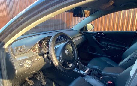 Volkswagen Passat B6, 2006 год, 750 000 рублей, 3 фотография