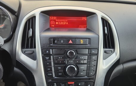 Opel Astra J, 2012 год, 550 000 рублей, 11 фотография