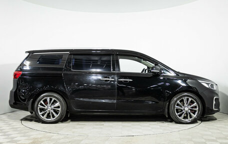 KIA Carnival III, 2019 год, 2 949 700 рублей, 4 фотография