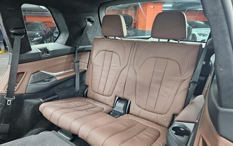 BMW X7, 2021 год, 7 500 000 рублей, 16 фотография