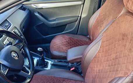 Skoda Octavia, 2015 год, 1 350 000 рублей, 6 фотография