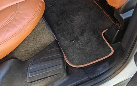 Land Rover Freelander II рестайлинг 2, 2014 год, 1 700 000 рублей, 5 фотография