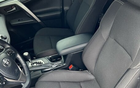 Toyota RAV4, 2019 год, 2 777 000 рублей, 2 фотография