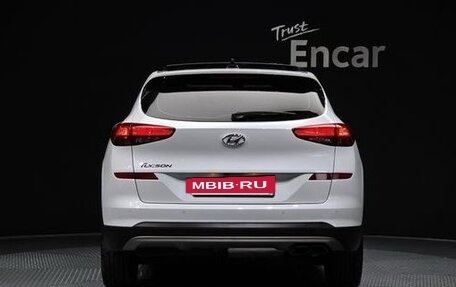 Hyundai Tucson III, 2020 год, 2 100 000 рублей, 2 фотография