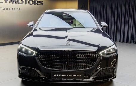 Mercedes-Benz Maybach S-Класс, 2025 год, 31 500 000 рублей, 2 фотография