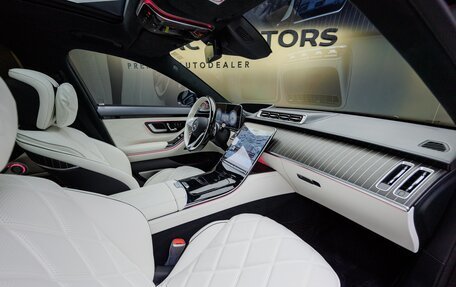 Mercedes-Benz Maybach S-Класс, 2025 год, 31 500 000 рублей, 25 фотография