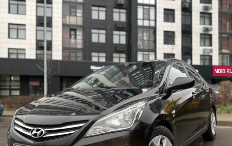 Hyundai Solaris II рестайлинг, 2015 год, 998 000 рублей, 5 фотография