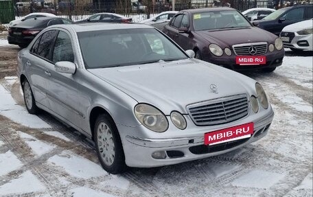 Mercedes-Benz E-Класс, 2003 год, 3 фотография