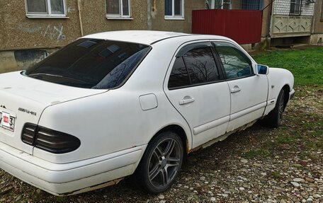 Mercedes-Benz E-Класс, 1997 год, 250 000 рублей, 6 фотография