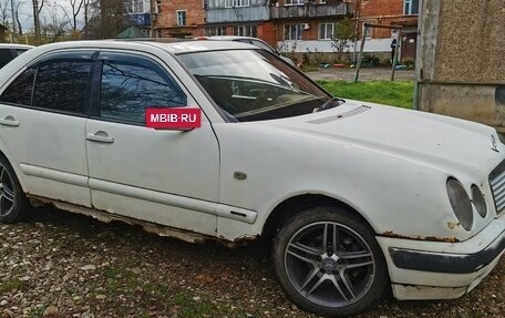 Mercedes-Benz E-Класс, 1997 год, 250 000 рублей, 5 фотография