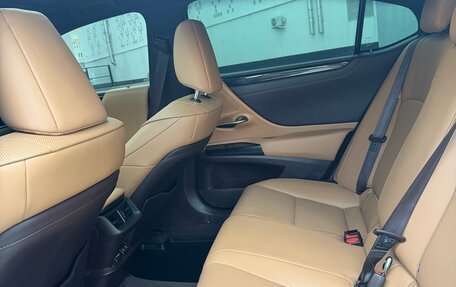 Lexus ES VII, 2018 год, 3 620 000 рублей, 10 фотография