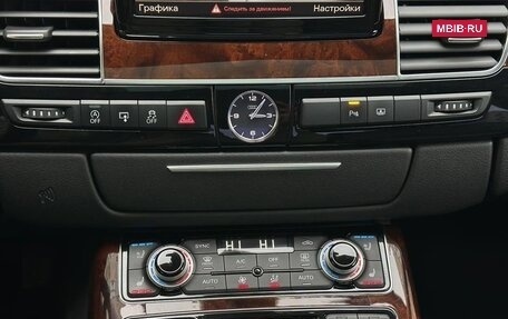 Audi A8, 2013 год, 1 749 000 рублей, 29 фотография