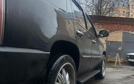 Cadillac Escalade III, 2008 год, 1 550 000 рублей, 6 фотография