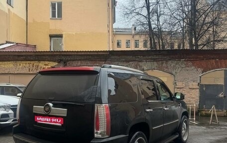 Cadillac Escalade III, 2008 год, 1 550 000 рублей, 3 фотография