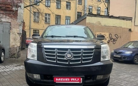 Cadillac Escalade III, 2008 год, 1 550 000 рублей, 2 фотография