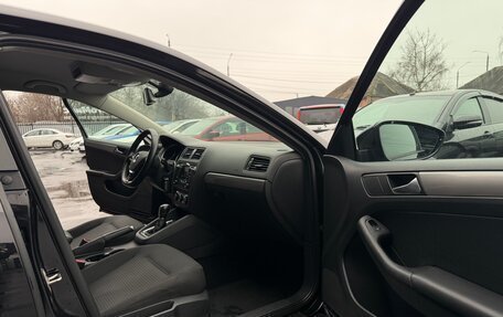 Volkswagen Jetta VI, 2014 год, 1 135 000 рублей, 17 фотография