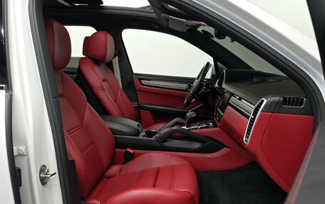 Porsche Cayenne III, 2022 год, 7 200 000 рублей, 10 фотография