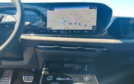 Audi A6, 2025 год, 9 000 000 рублей, 14 фотография