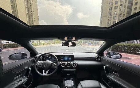 Mercedes-Benz A-Класс, 2022 год, 1 980 000 рублей, 7 фотография