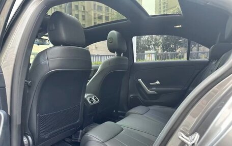 Mercedes-Benz A-Класс, 2022 год, 1 980 000 рублей, 8 фотография