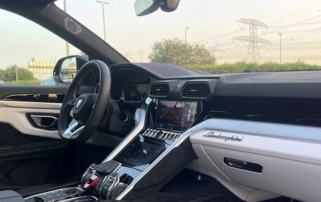 Lamborghini Urus I, 2025 год, 43 911 000 рублей, 14 фотография