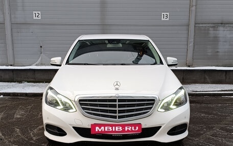 Mercedes-Benz E-Класс, 2013 год, 1 499 000 рублей, 2 фотография