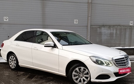 Mercedes-Benz E-Класс, 2013 год, 1 499 000 рублей, 3 фотография