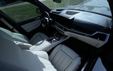 BMW X7, 2024 год, 17 541 632 рублей, 10 фотография