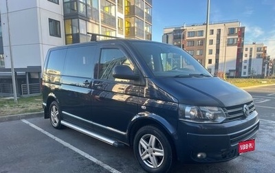 Volkswagen Multivan T5, 2012 год, 1 630 000 рублей, 1 фотография