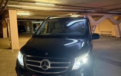 Mercedes-Benz V-Класс, 2018 год, 8 200 000 рублей, 1 фотография
